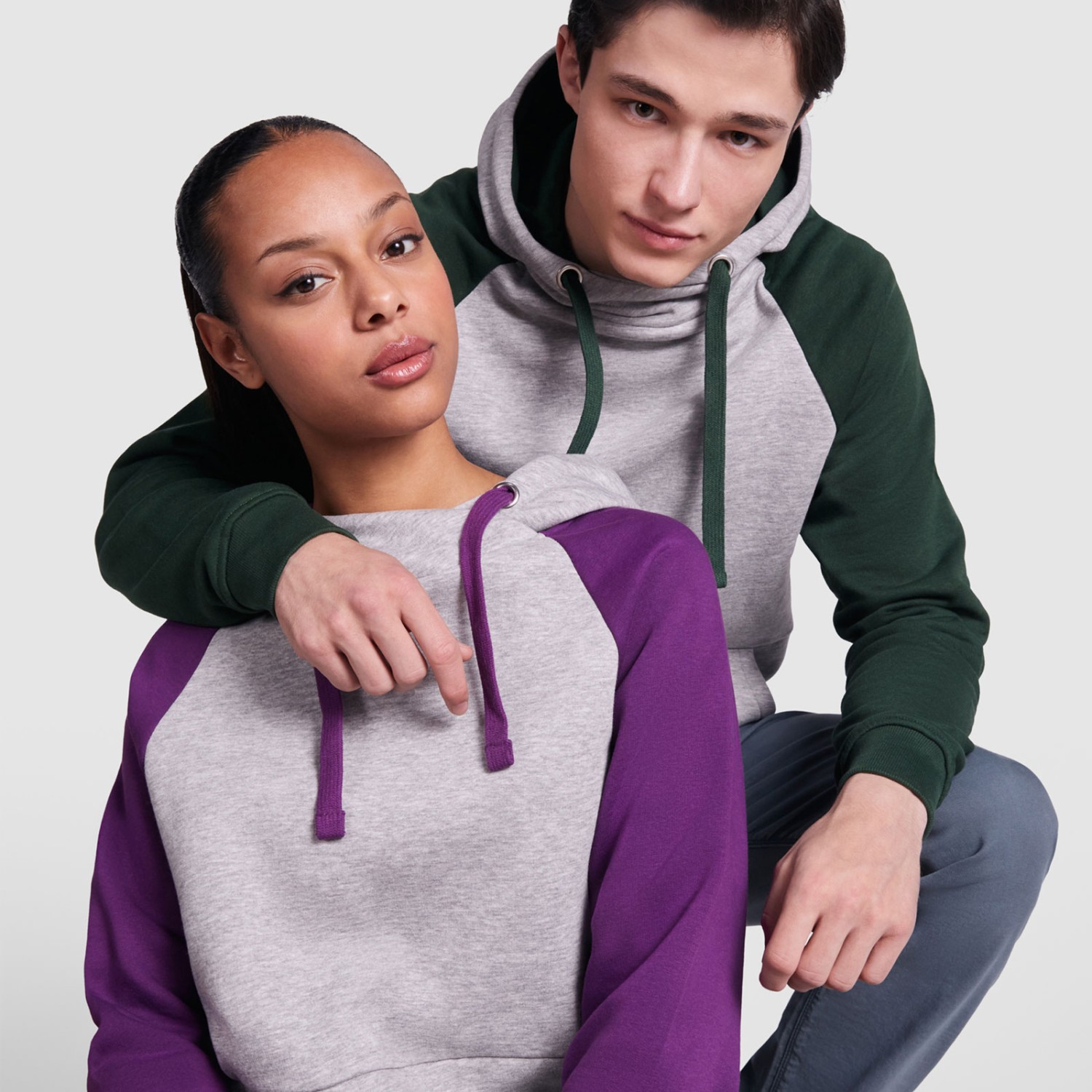 3. Foto Hoodie BADET mit Druck Text Logo (Farbe: Dunkelgrün Grau Größe: S)